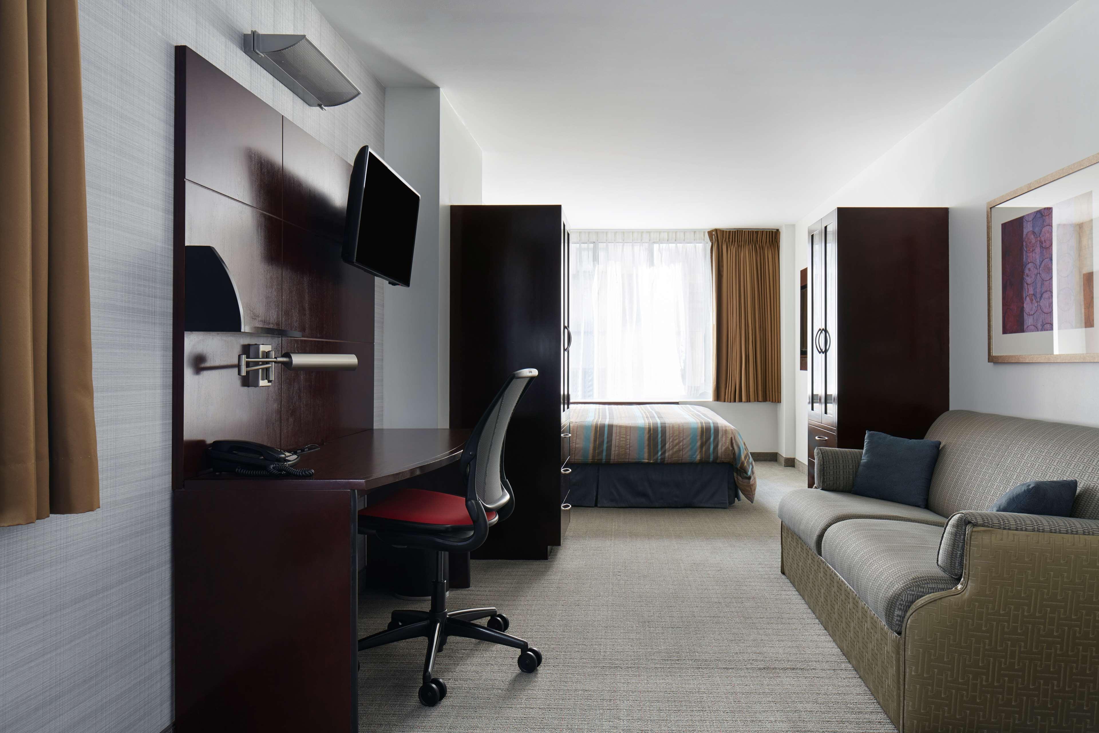 Doubletree By Hilton New York Midtown Fifth Ave Hotel Bagian luar foto